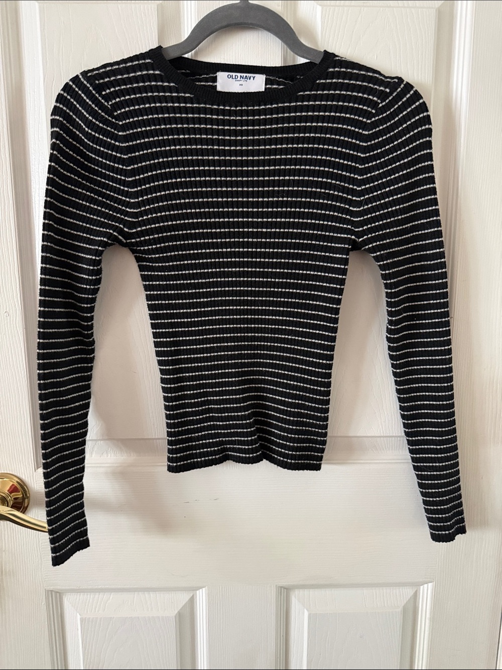Old Navy Black and White Ribbed Striped Long Sleeve Top